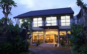 Ommaya Hotel&Resort